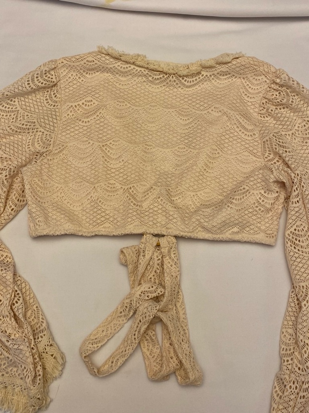 Free People Crochet Fringed Tie-Front Boho Top Cream sz Large Bell sleeves crop - Picture 2 of 8